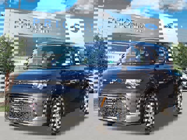 Used 2023 Kia Soul LX w/ Option Group 015