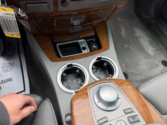 Used 2005 BMW 745i image 31