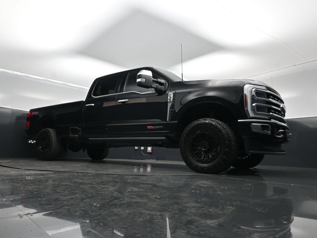 Used 2024 Ford F350 Platinum AWD/4WD image 3