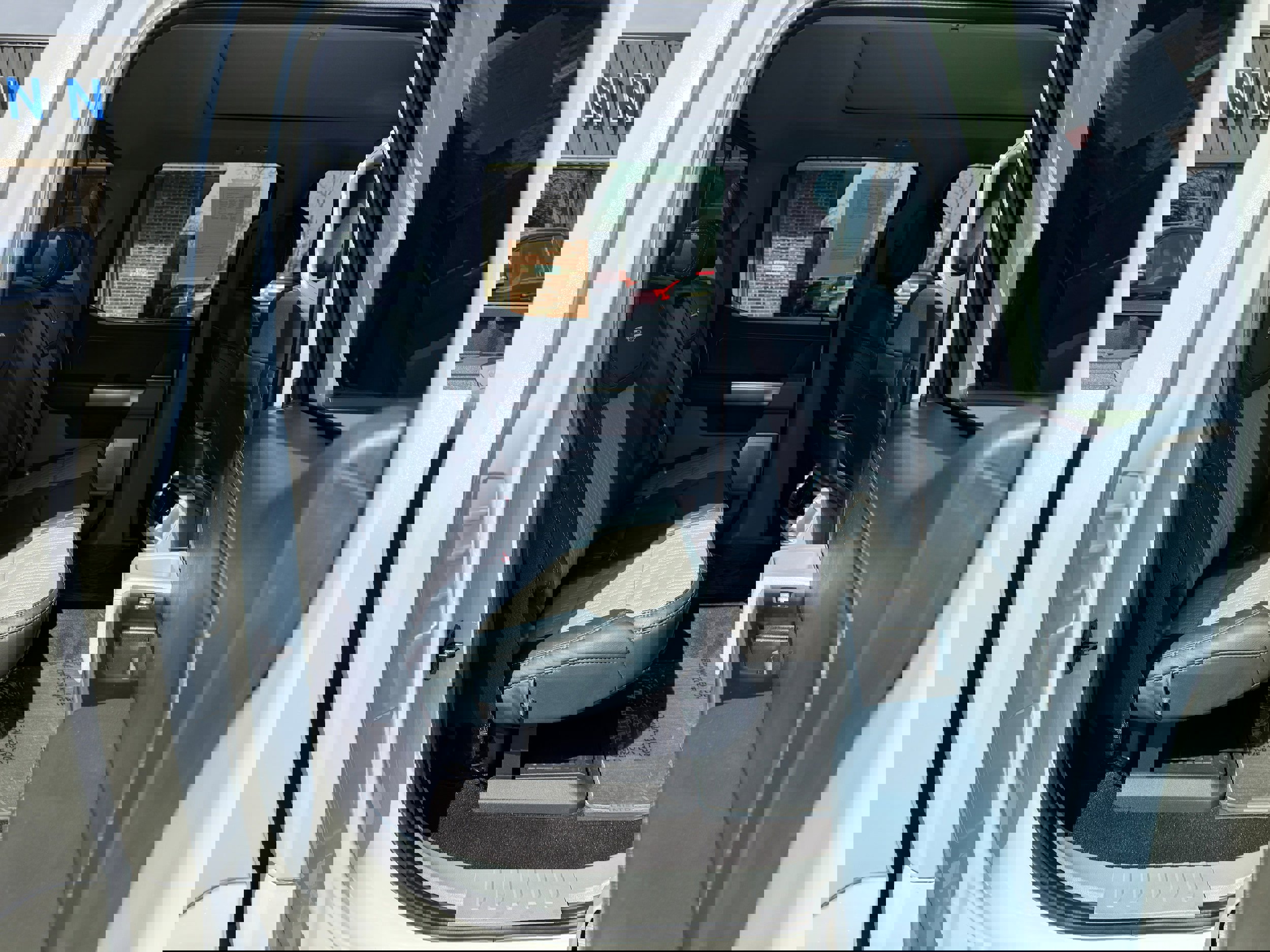 Used 2023 Ford F150 Limited image 14