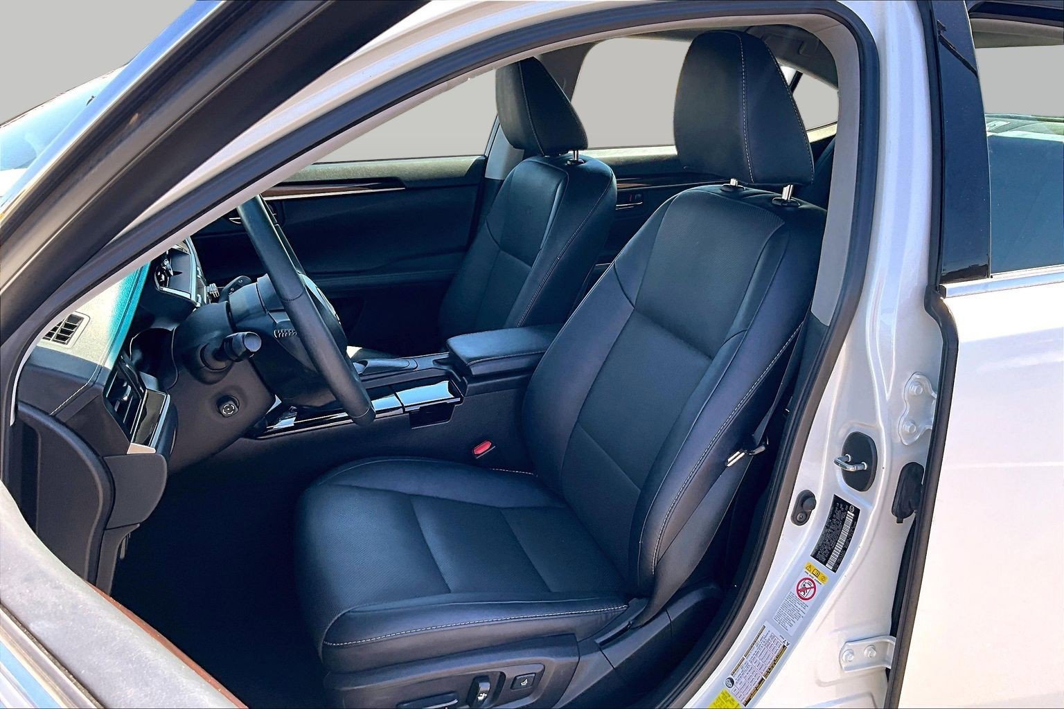 Used 2018 Lexus ES 350 w/ Premier Package FWD image 24