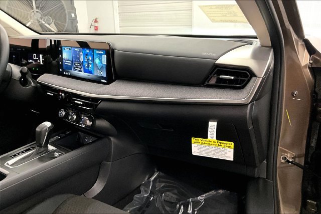New 2026 Nissan Kicks S AWD/4WD image 34