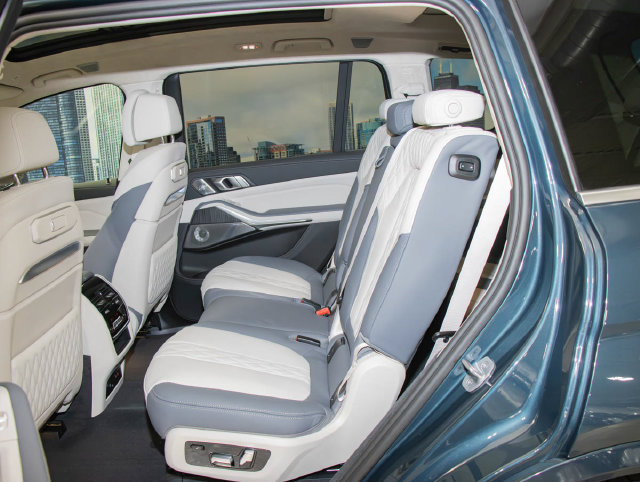 Used 2026 BMW ALPINA XB7 AWD/4WD image 22