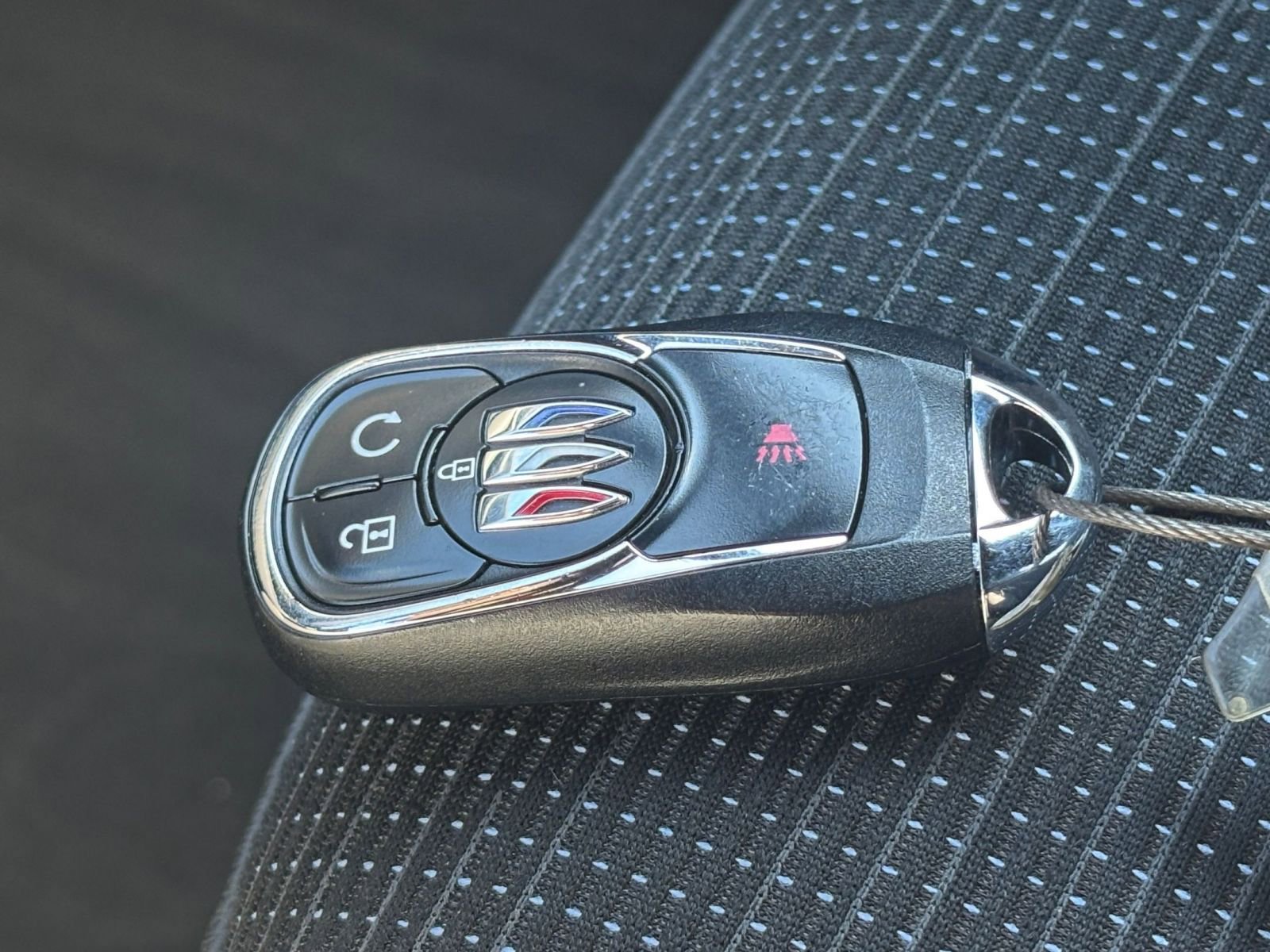 Used 2025 Buick Envista Preferred image 22