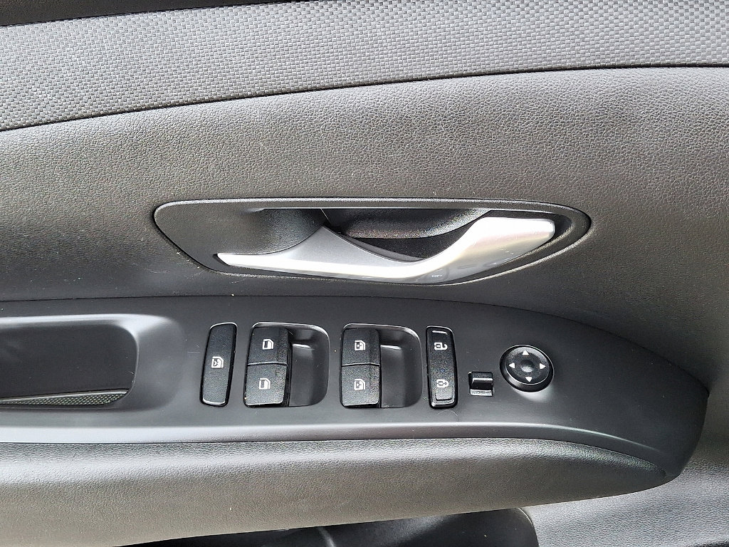 Used 2023 Hyundai Santa Cruz Night image 31