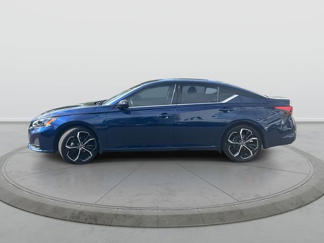 Certified 2023 Nissan Altima 2.5 SR image 5