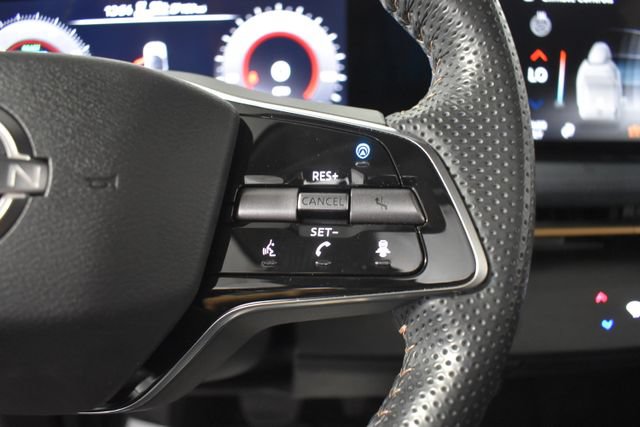 Certified 2023 Nissan Ariya AWD/4WD image 17