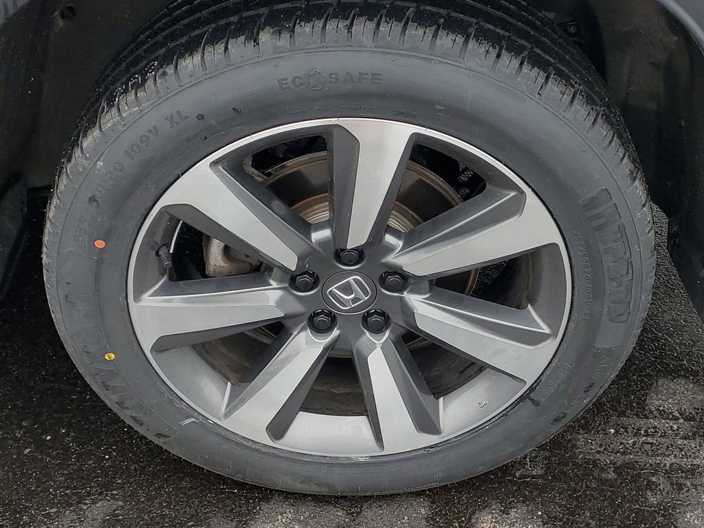 Certified 2025 Honda Pilot Elite image 5