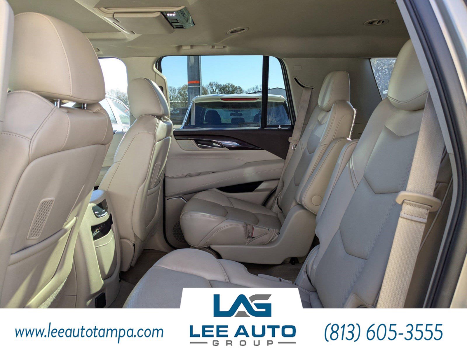 Used 2015 Cadillac Escalade Premium image 14
