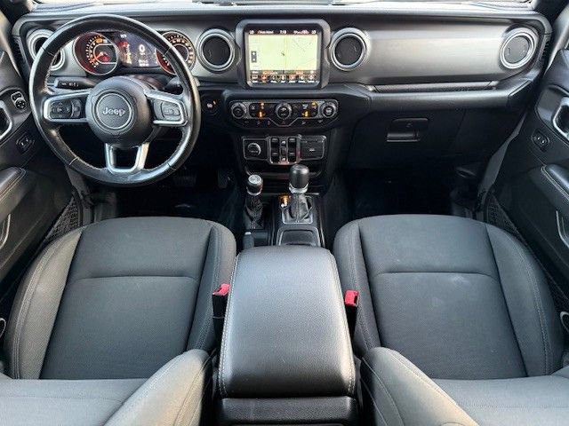 Used 2020 Jeep Wrangler Unlimited Sahara image 19