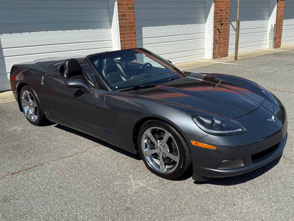 Used 2009 Chevrolet Corvette Convertible w/ Preferred Equipment Group RWD image 33