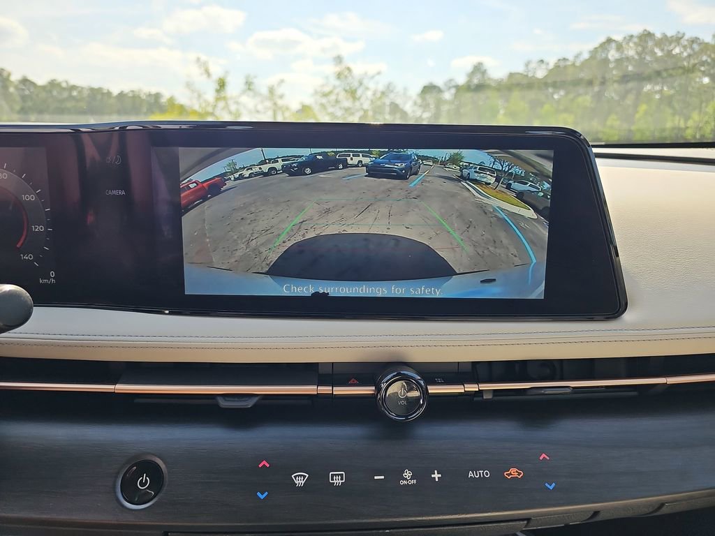 Used 2023 Nissan Ariya FWD image 26