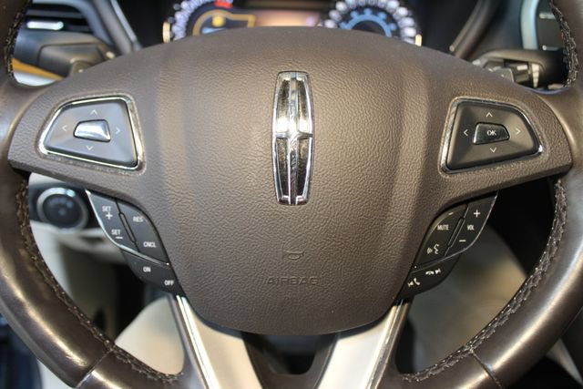 Used 2019 Lincoln MKC Select w/ Select Plus Package AWD/4WD image 22