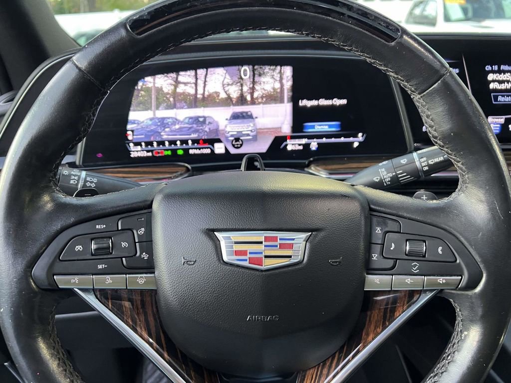 Used 2022 Cadillac Escalade ESV Premium Luxury image 29