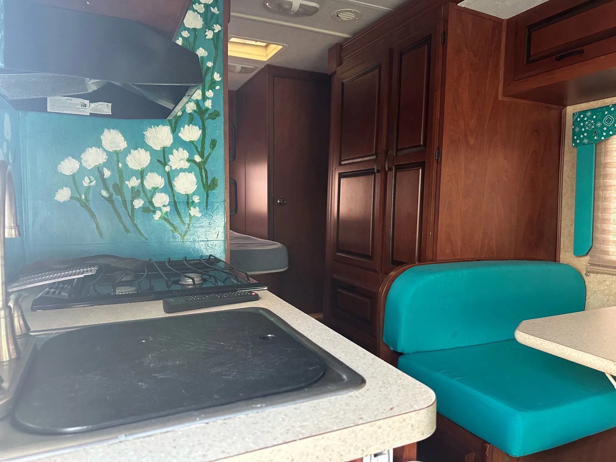 Used 2011 Mercedes-Benz Sprinter 3500 image 12