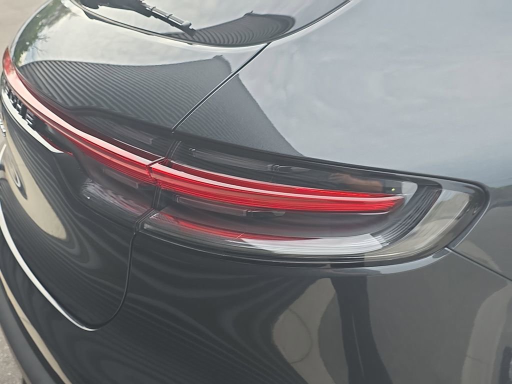 New 2026 Porsche Macan image 16