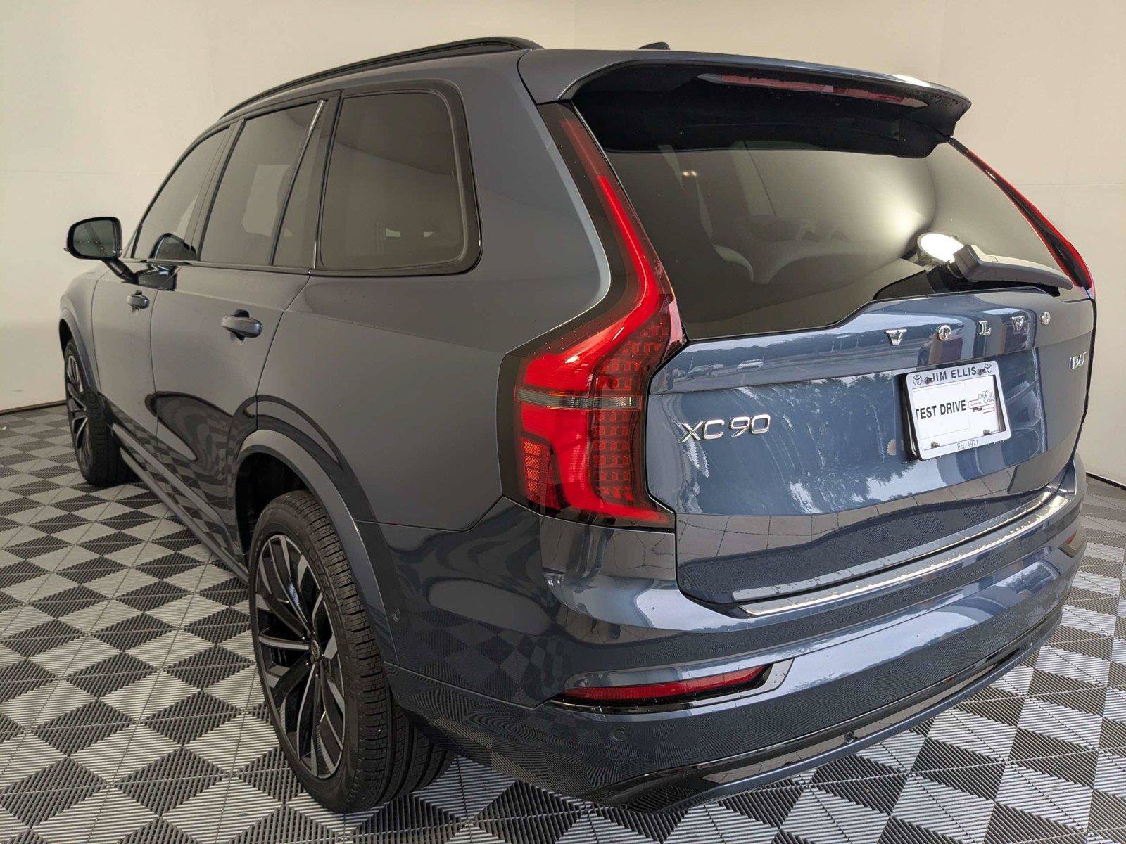 Used 2026 Volvo XC90 B6 Ultra AWD/4WD image 7