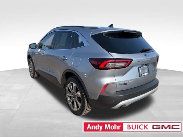 Used 2024 Ford Escape Platinum image 9