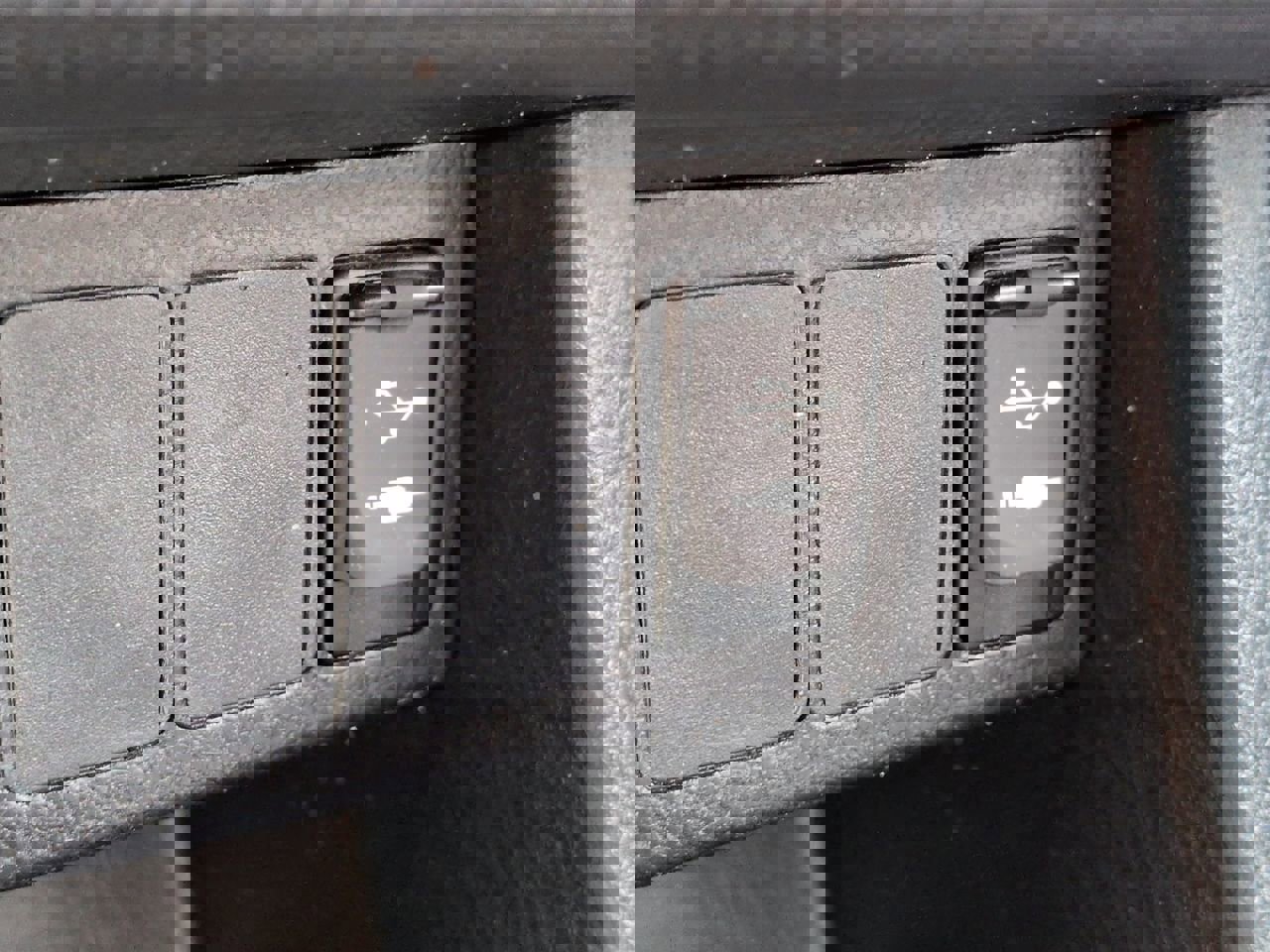 Used 2018 Toyota Corolla SE image 20