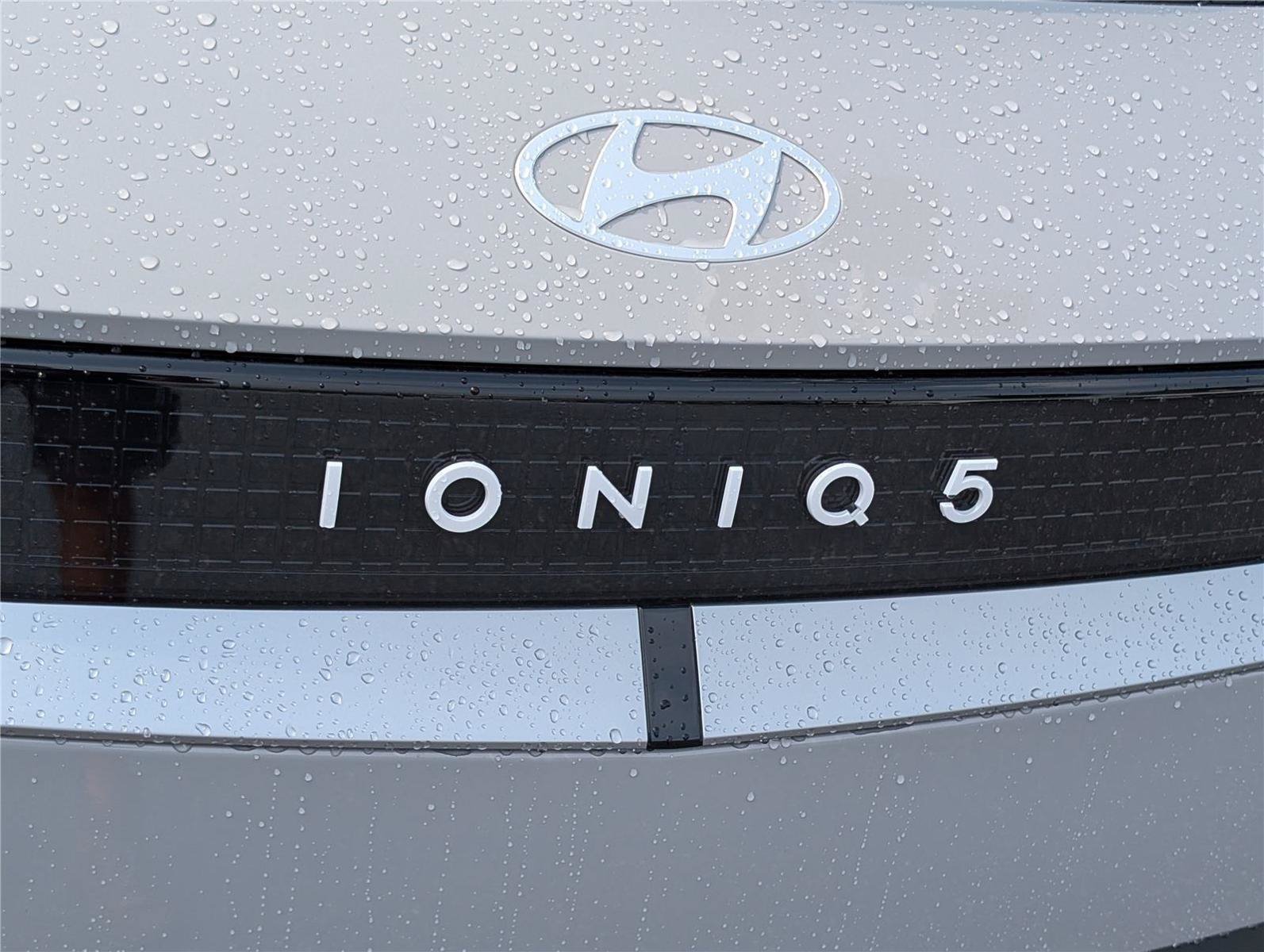 New 2027 Hyundai Ioniq 5 SEL RWD image 6