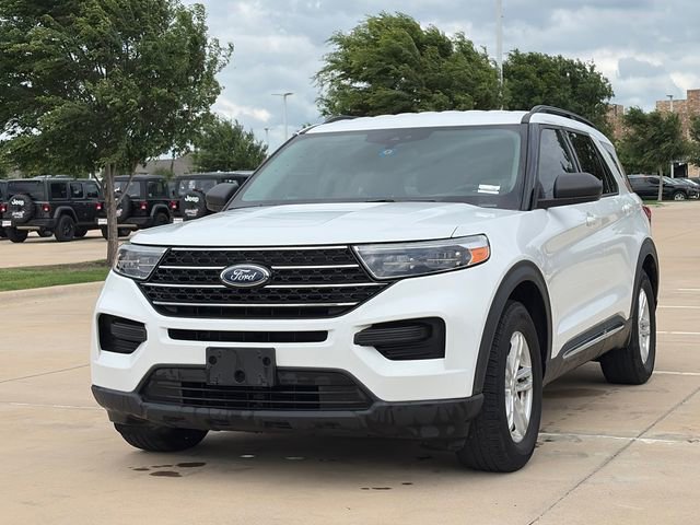 Used 2021 Ford Explorer XLT RWD image 3