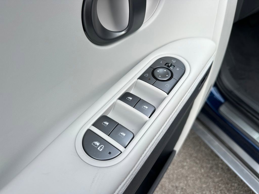 New 2026 Hyundai Ioniq 5 Limited image 14