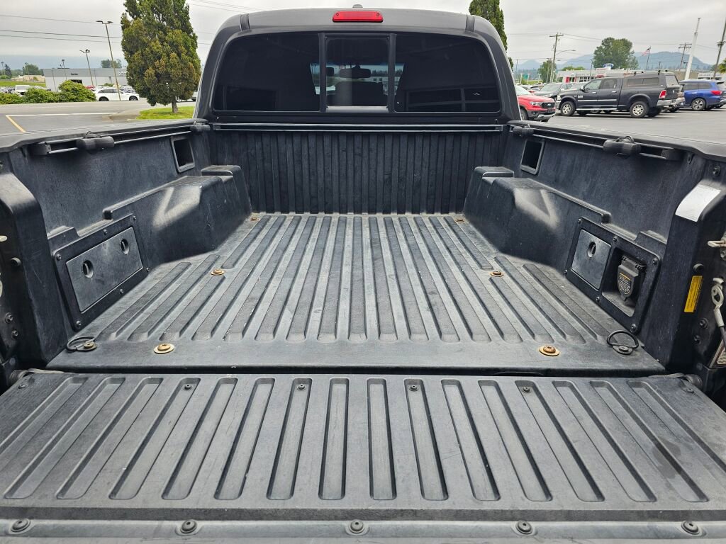 Used 2010 Toyota Tacoma 4x4 Double Cab image 16