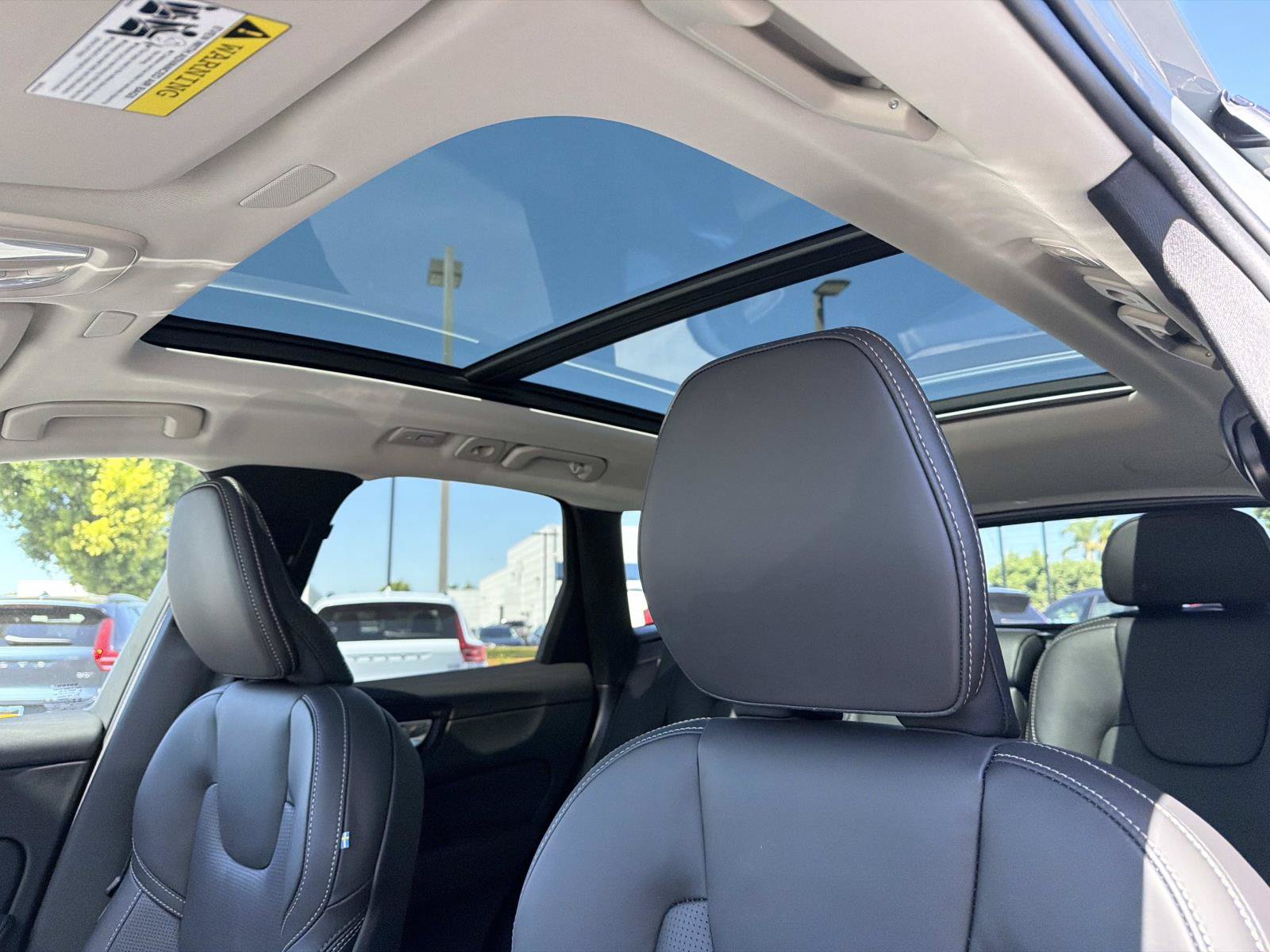 New 2027 Volvo XC60 B5 Ultra AWD/4WD image 24