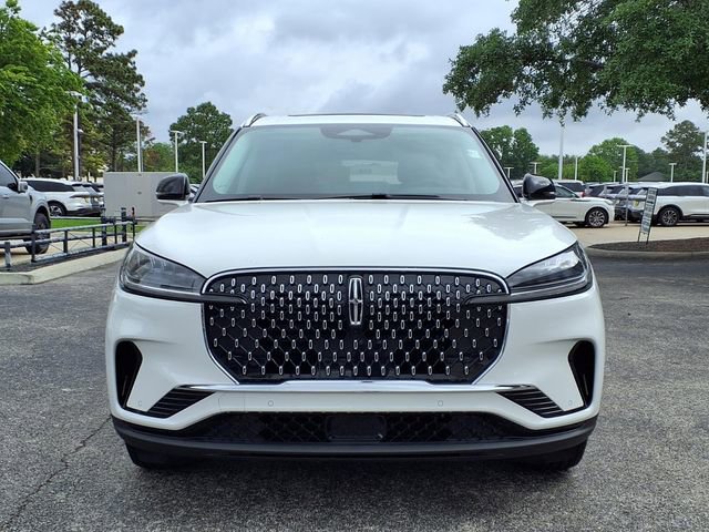 New 2026 Lincoln Aviator 2WD image 3