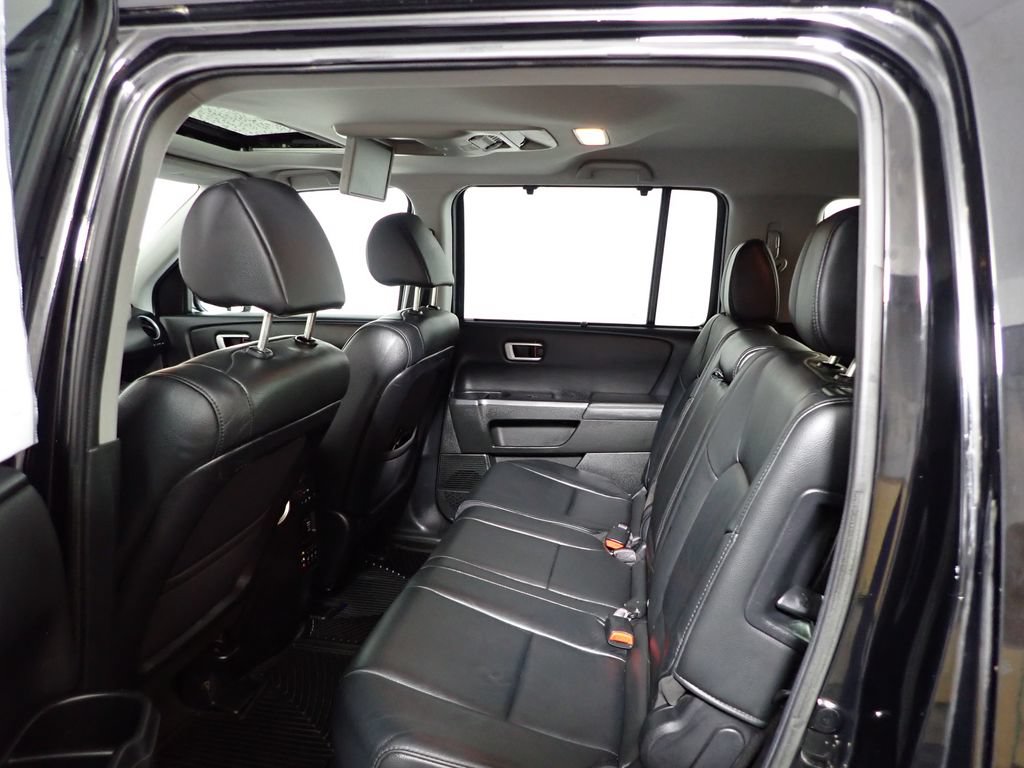 Used 2014 Honda Pilot Touring image 32