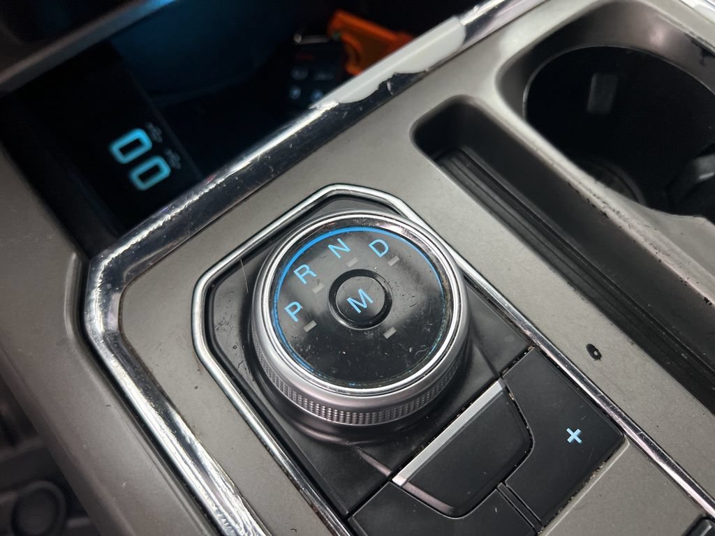 Used 2019 Ford Expedition XLT w/ Equipment Group 201A AWD/4WD image 15