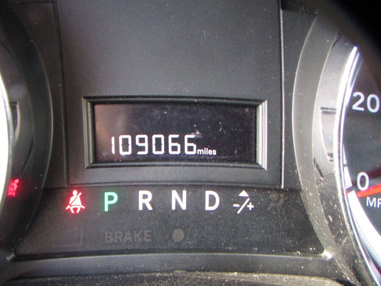 Used 2013 Dodge Grand Caravan American Value Package FWD image 29