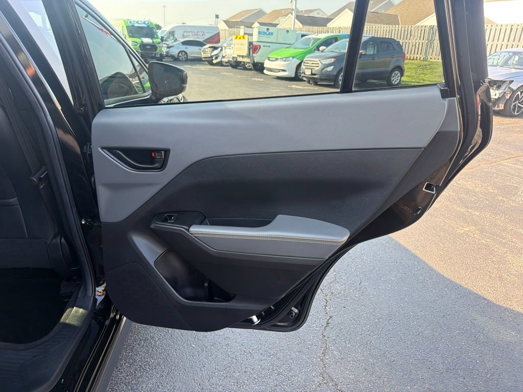 Used 2025 Subaru Crosstrek 2.5i Sport AWD/4WD image 48