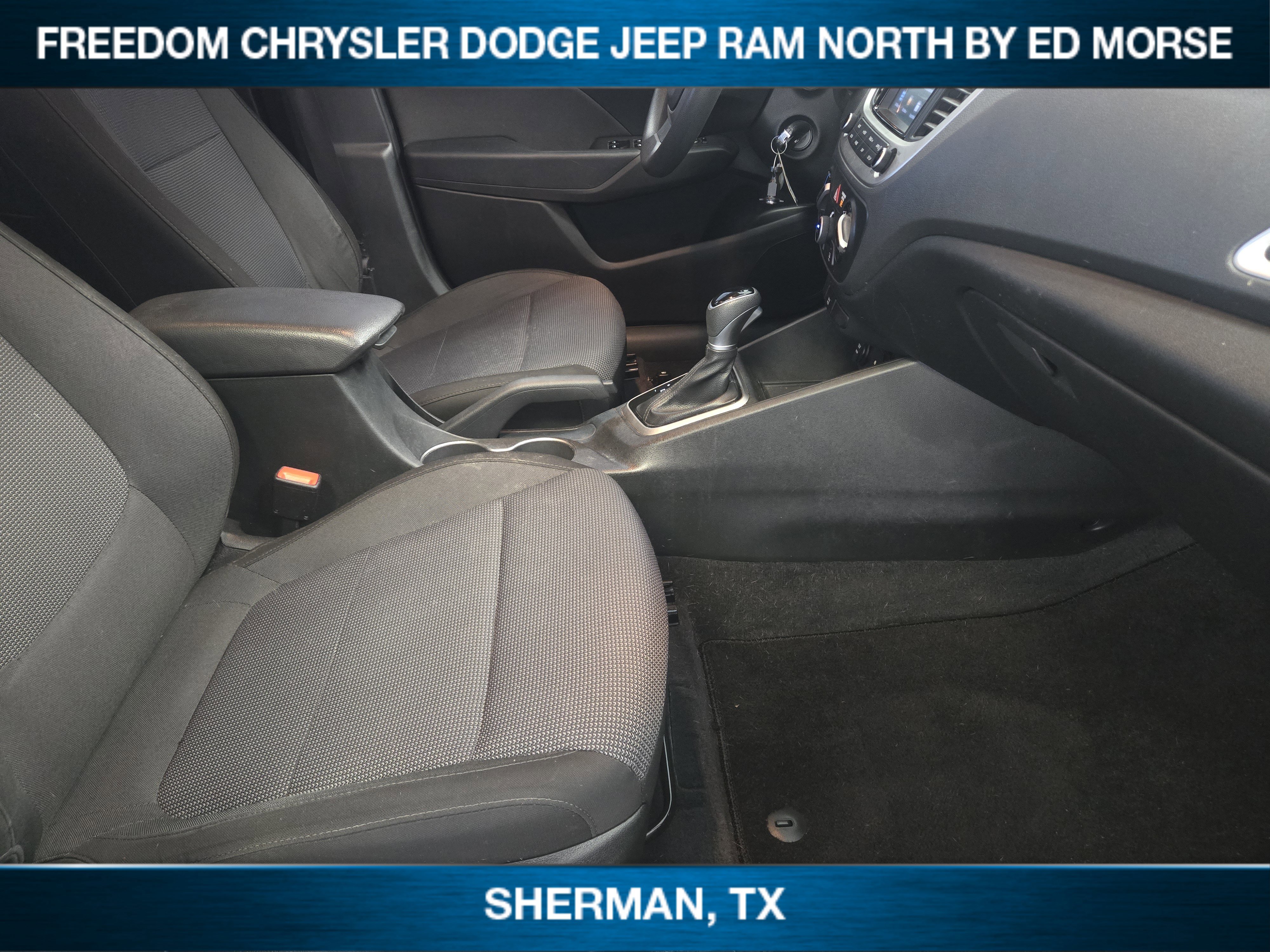 Used 2019 Hyundai Accent SEL image 9