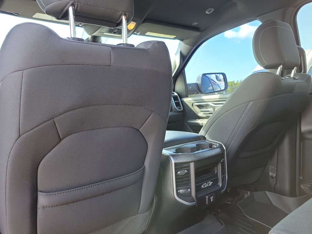 Used 2020 RAM 1500 Big Horn AWD/4WD image 12