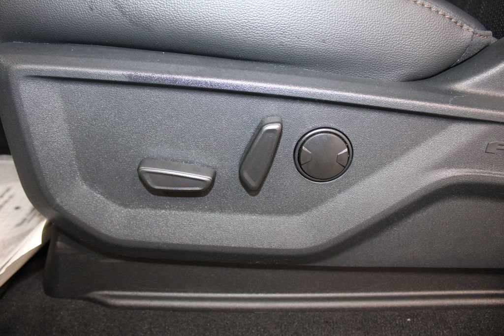 New 2025 Ford F350 Lariat w/ Lariat Ultimate Package image 22