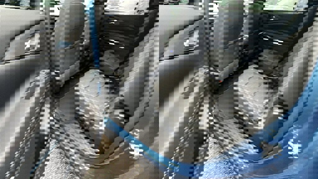 New 2026 Chevrolet Traverse LT image 17