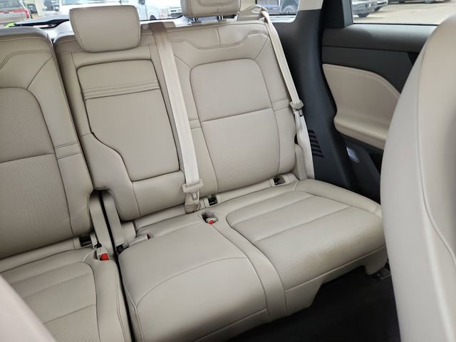 Used 2024 Lincoln Corsair AWD w/ Equipment Group 102A image 15