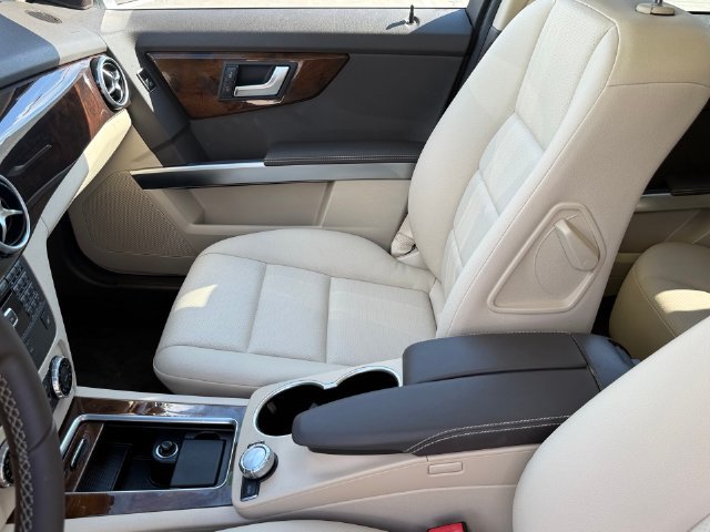 Used 2015 Mercedes-Benz GLK 350 2WD image 10