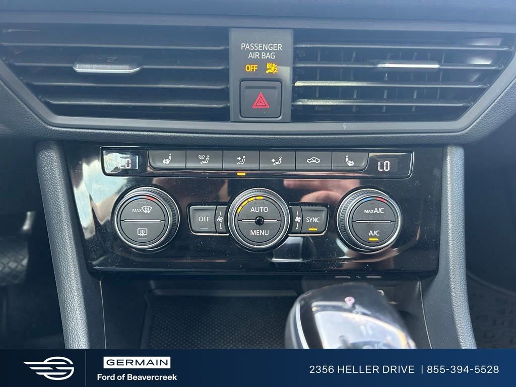 Used 2024 Volkswagen Jetta SE image 12