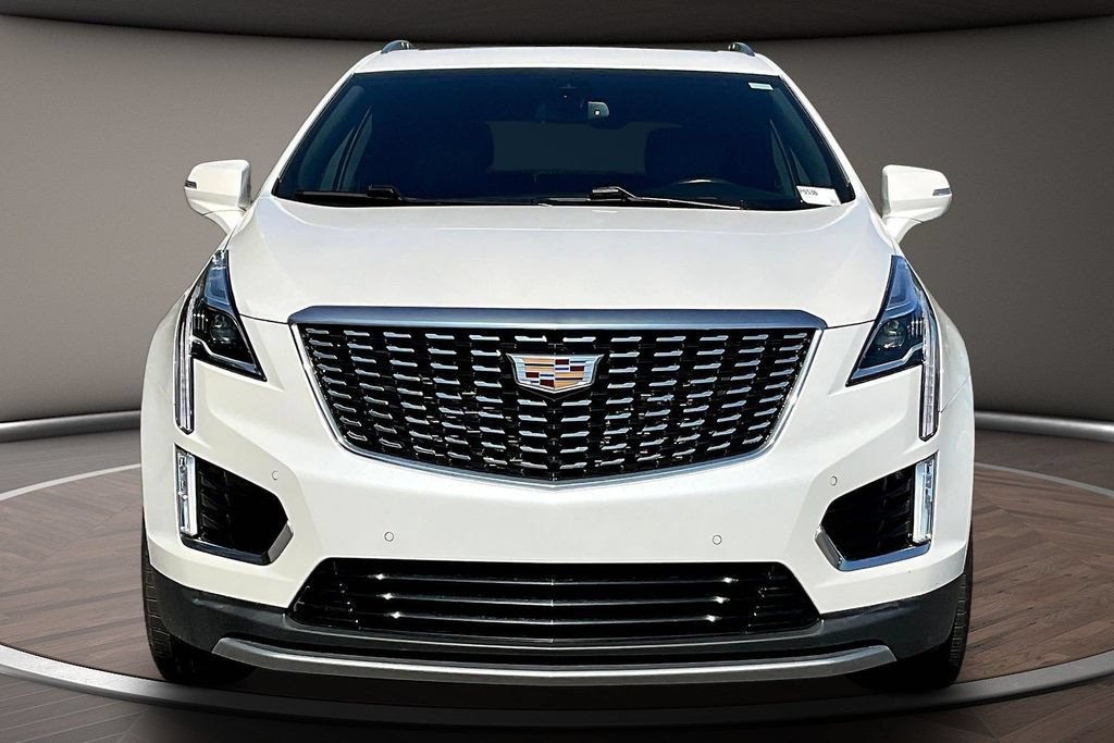 Used 2021 Cadillac XT5 Premium Luxury FWD image 2