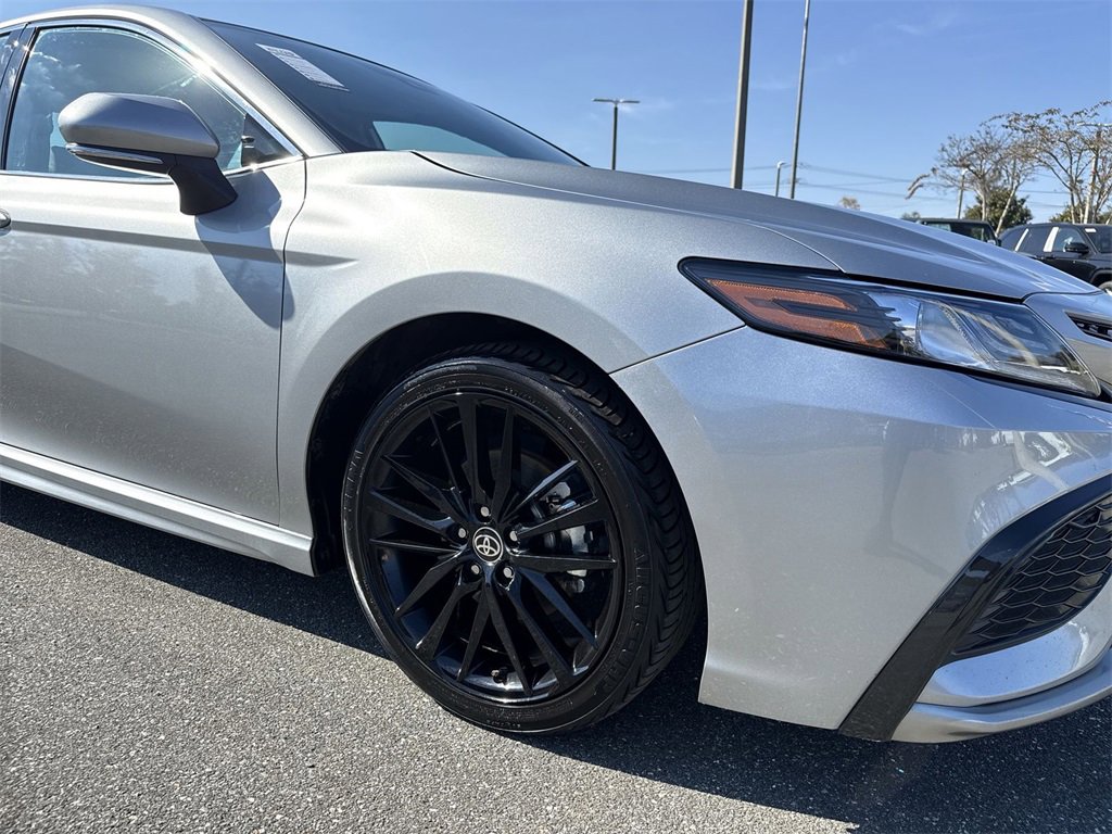 Used 2024 Toyota Camry XSE image 9