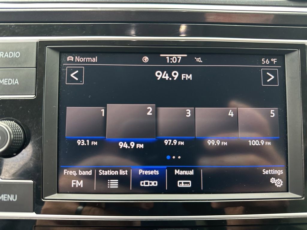 Used 2024 Volkswagen Tiguan S image 22