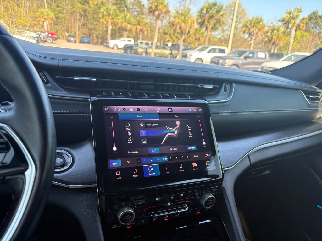 Used 2022 Jeep Grand Cherokee L Overland image 28