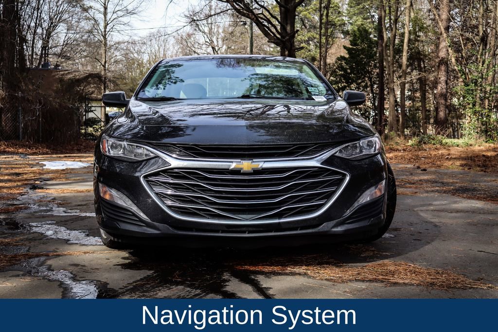 Used 2024 Chevrolet Malibu LT image 2