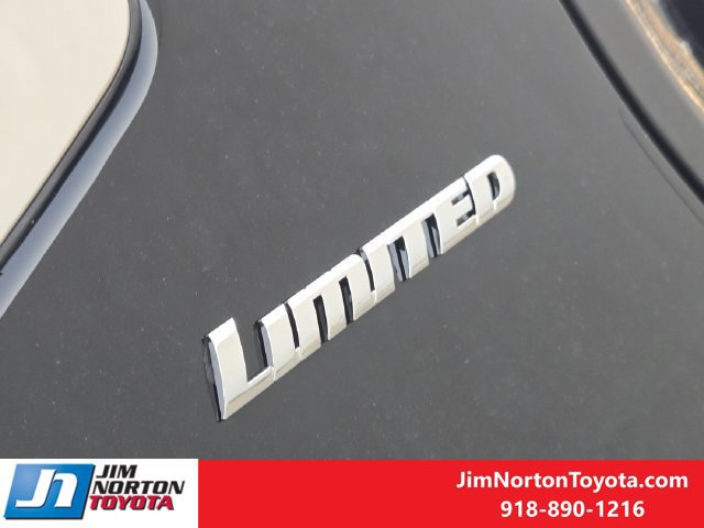 New 2026 Toyota Tundra Limited w/ Power Package AWD/4WD image 8