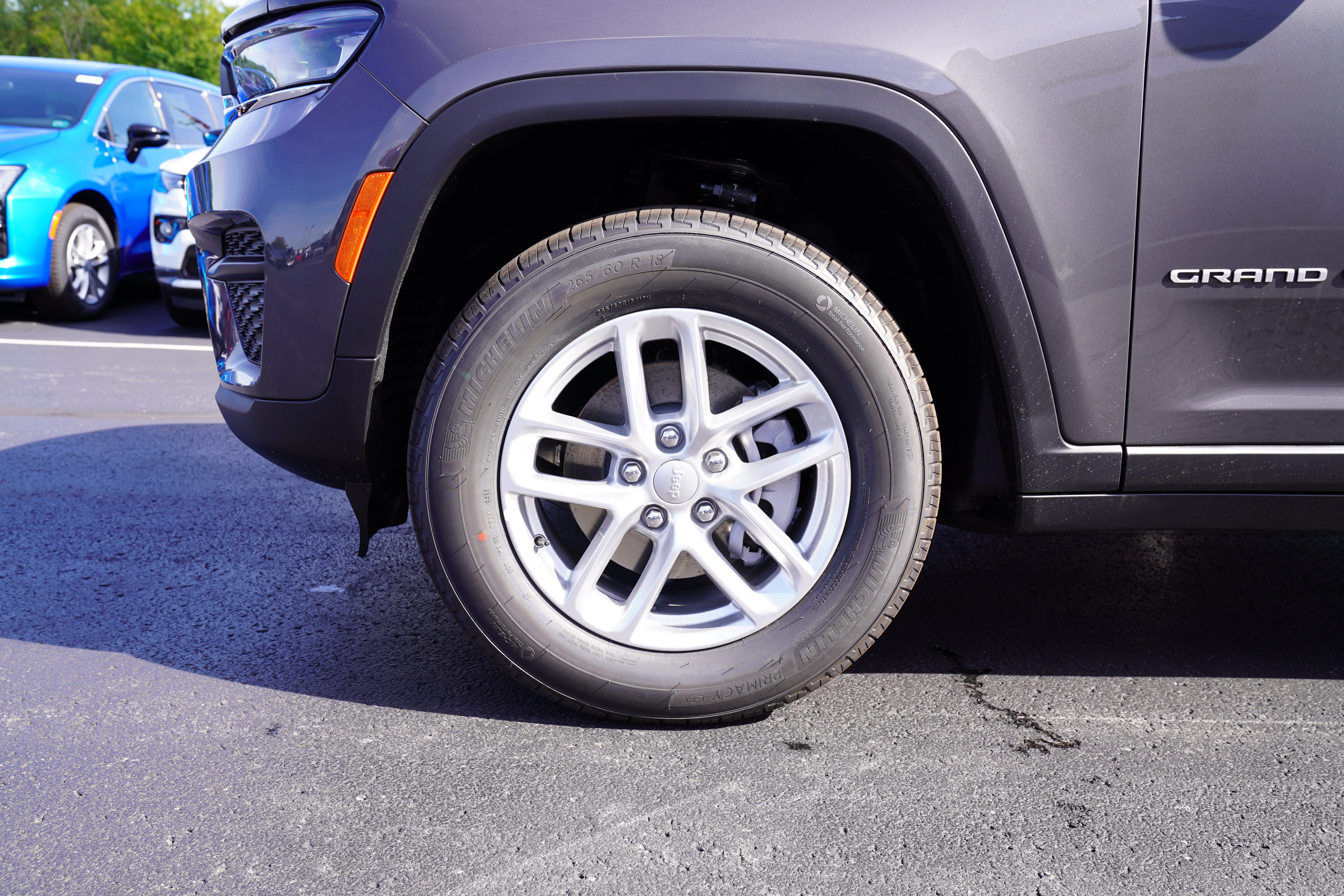 New 2026 Jeep Grand Cherokee Laredo X AWD/4WD image 14