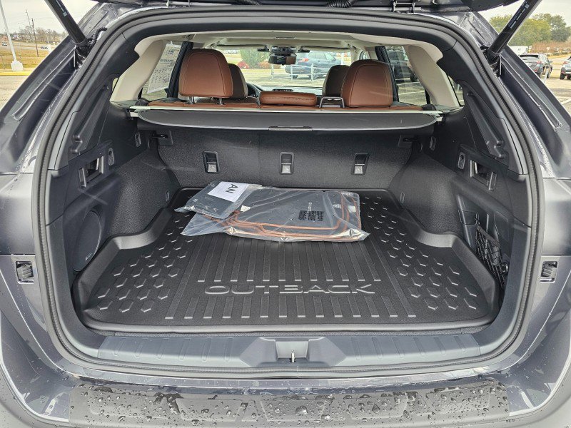 New 2025 Subaru Outback Touring XT image 5