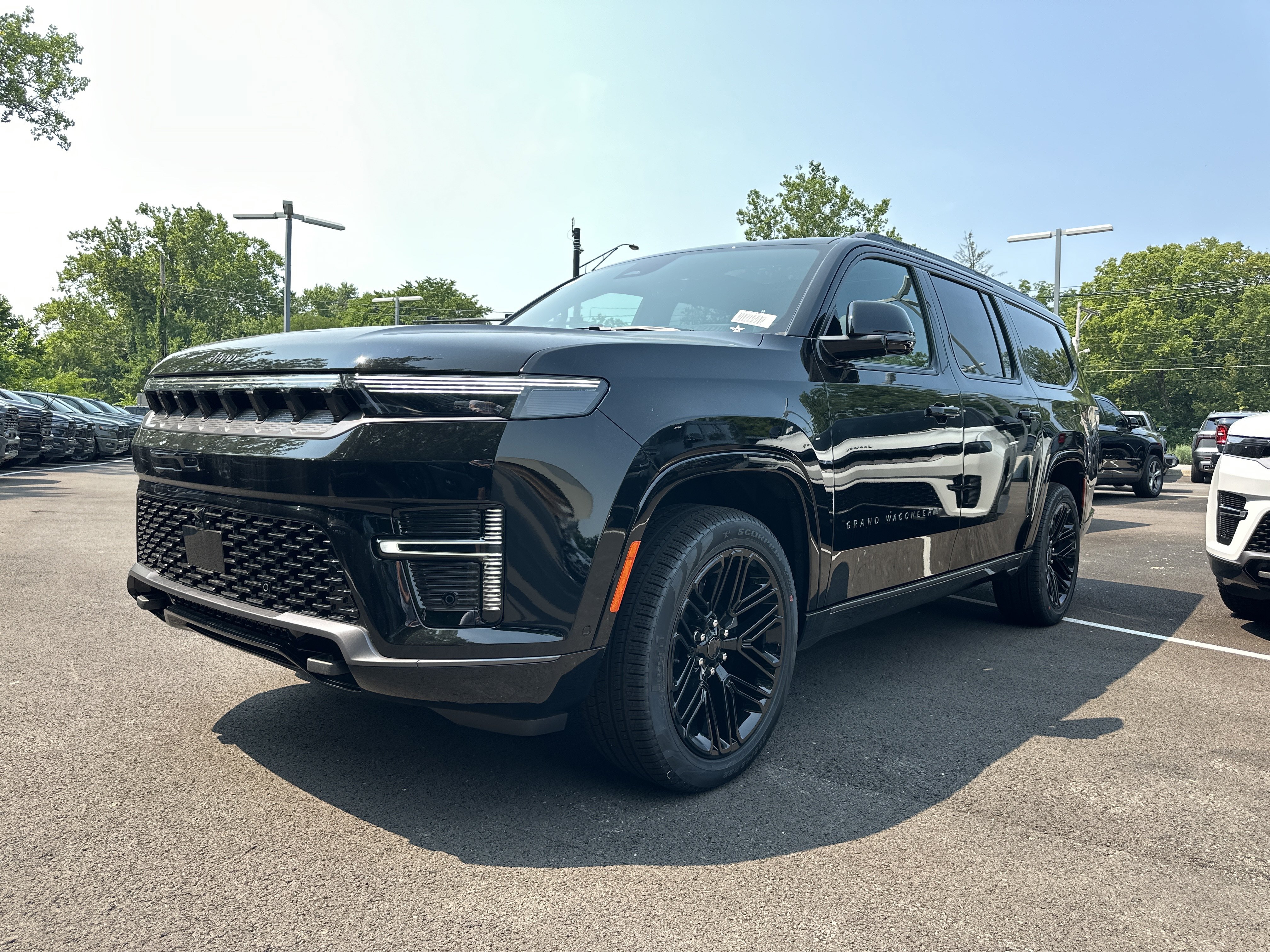 New 2026 Jeep Grand Wagoneer L Limited AWD/4WD image 23