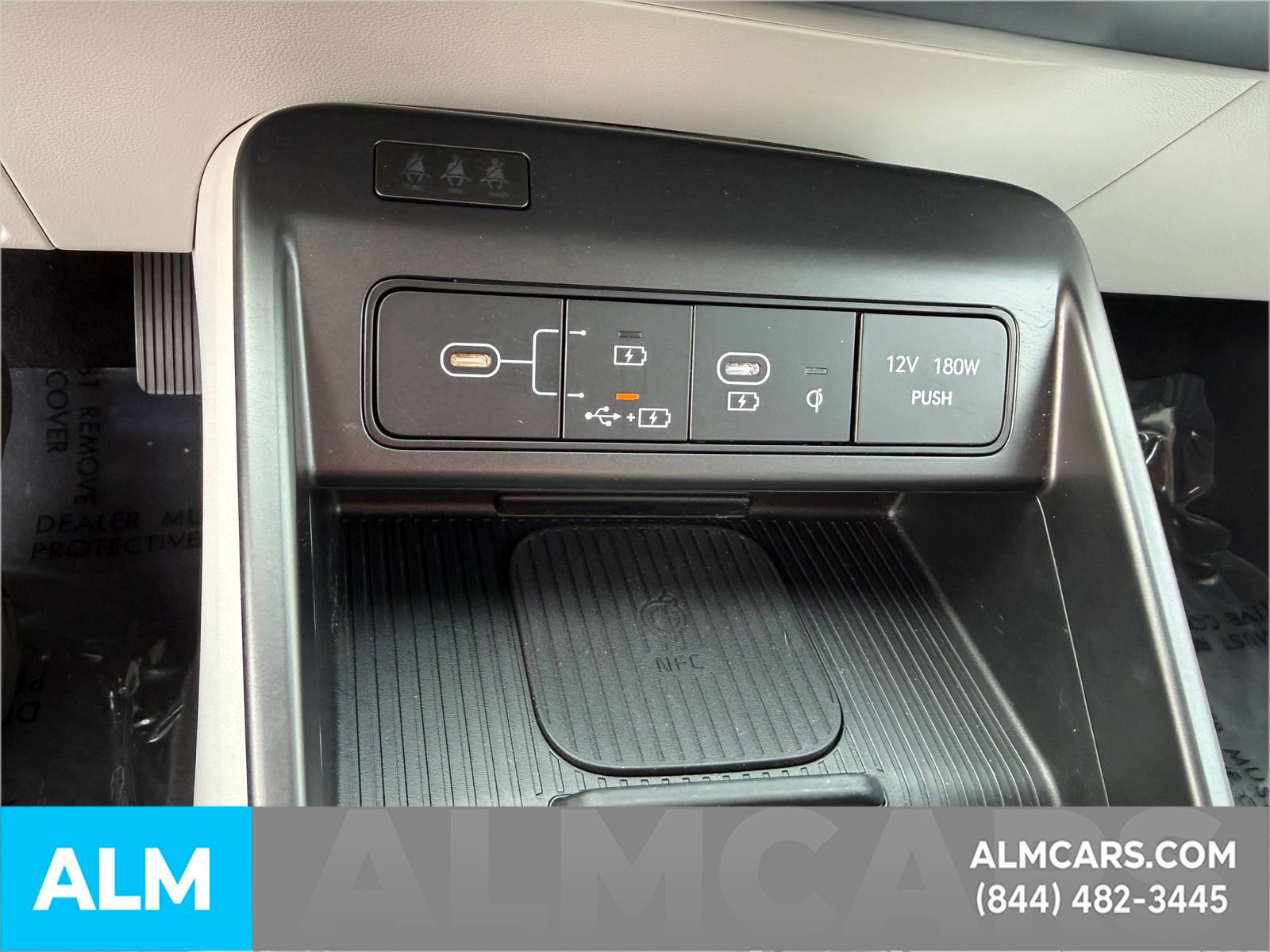 Used 2024 Hyundai Kona SEL w/ Convenience Package image 17